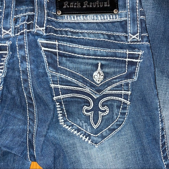 NWOT Rock Revival Jeans - Picture 2 of 4